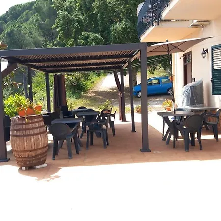 Bed & Breakfast Alba Tra I Pini 4*