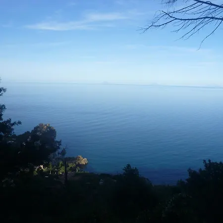 Bed & Breakfast Alba Tra I Pini Cefalù