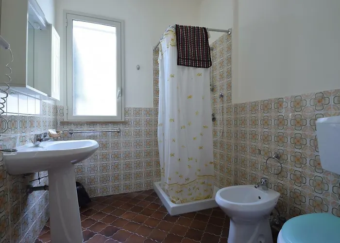 Alba Tra I Pini Bed & Breakfast